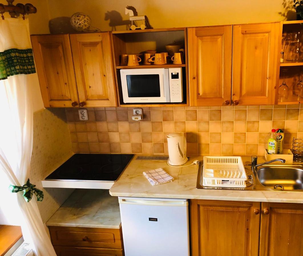 Privat Majo Hotel Liptovsky Mikulas Luaran gambar