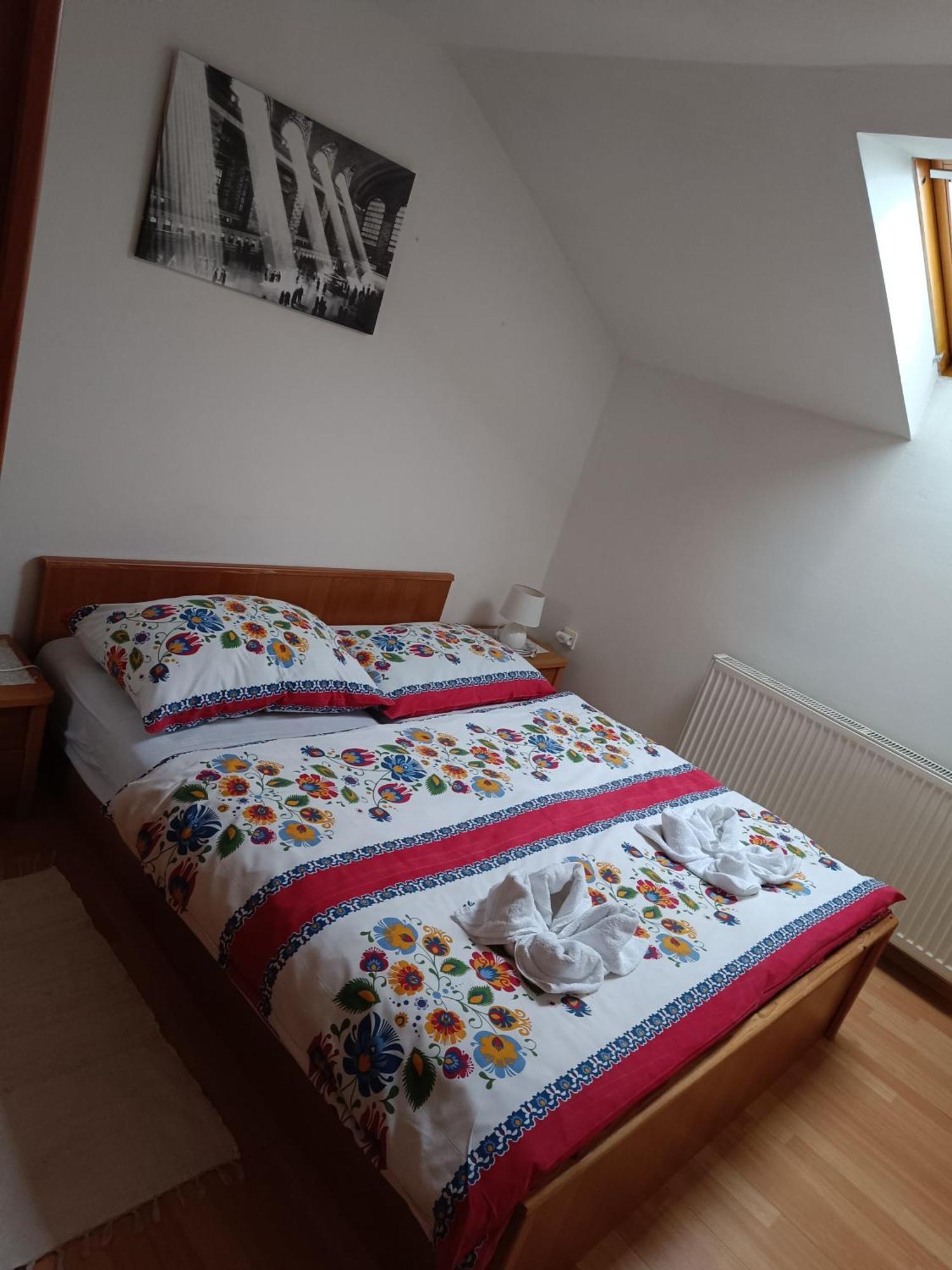 Privat Majo Hotel Liptovsky Mikulas Luaran gambar