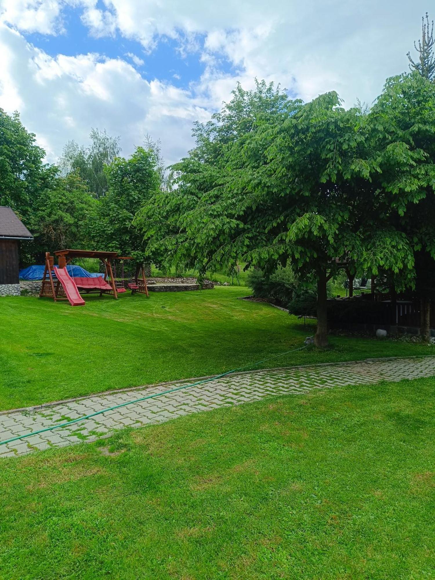 Privat Majo Hotel Liptovsky Mikulas Luaran gambar