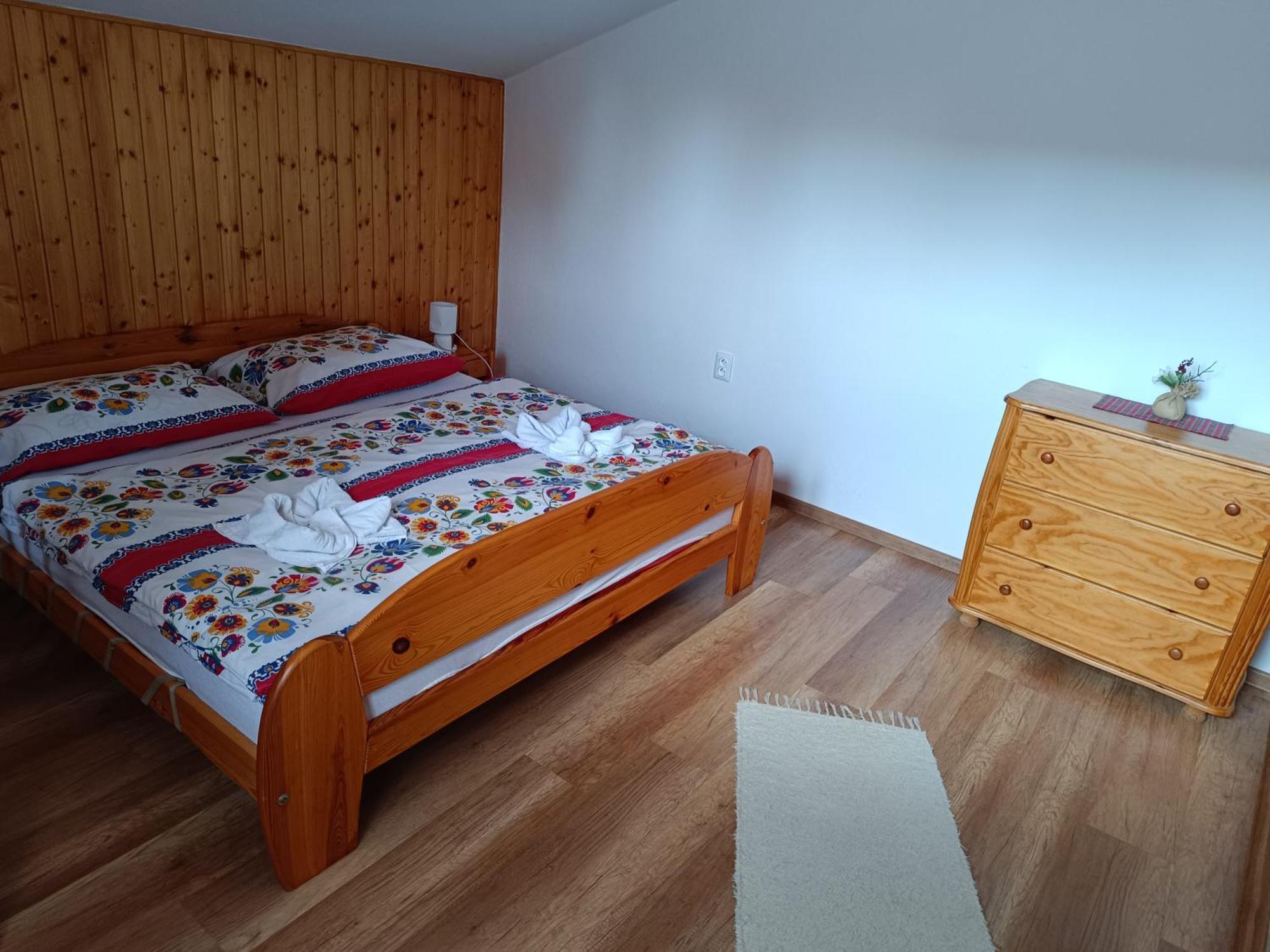 Privat Majo Hotel Liptovsky Mikulas Bilik gambar