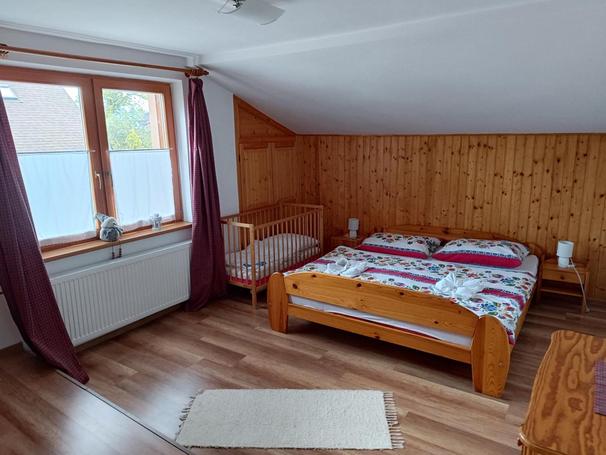 Privat Majo Hotel Liptovsky Mikulas Bilik gambar